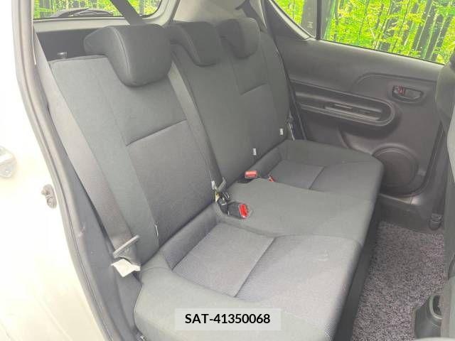 Toyota AQUA 2016-11 260315-11