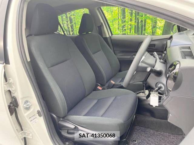 Toyota AQUA 2016-11 260315-10