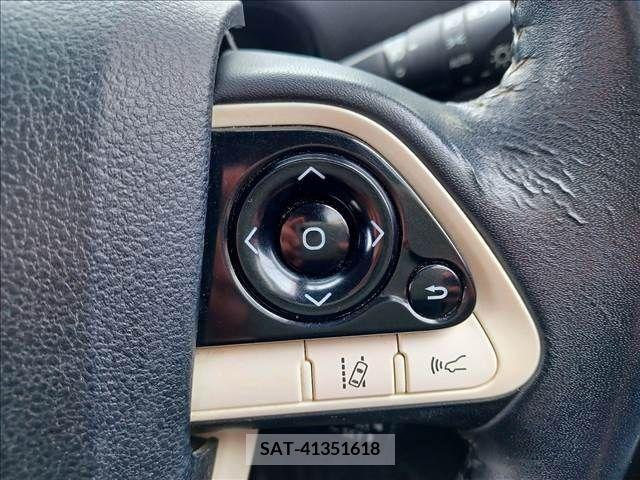 Toyota PRIUS 2016-08 281750-17