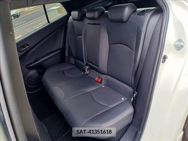 Toyota PRIUS 2016-08 281750-4