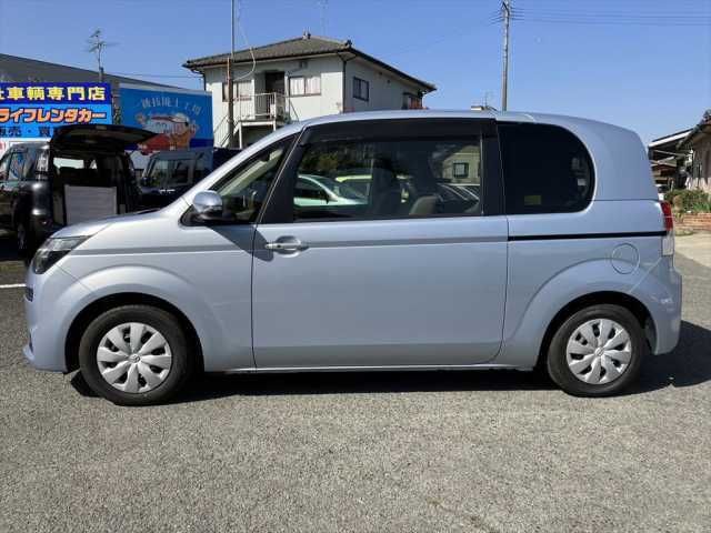Toyota SPADE 2014-02 1818-10