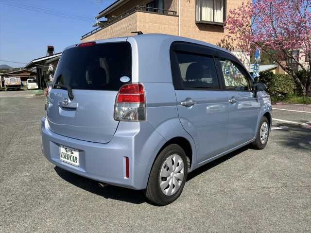 Toyota SPADE 2014-02 1818-6