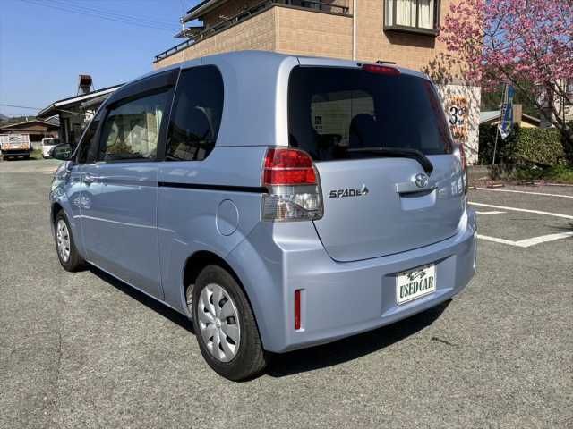 Toyota SPADE 2014-02 1818-7