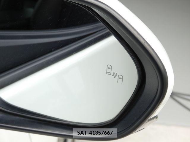 Toyota PRIUS 2019-04 383487-20