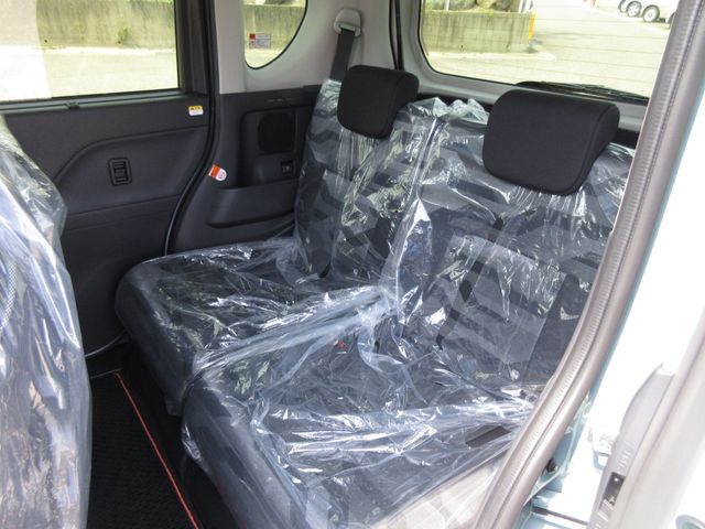 Daihatsu TANTO 2022-10 18571-7