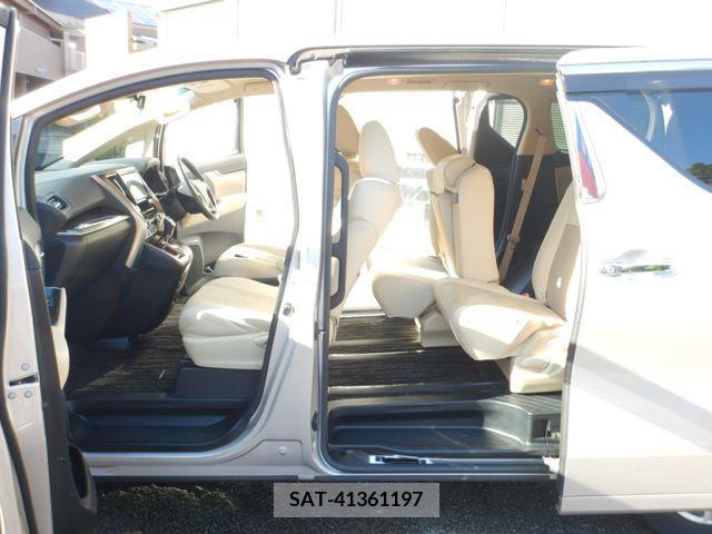 Toyota ALPHARD 2018-12 283455-17
