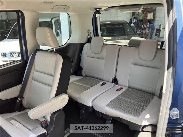 Nissan SERENA 2018-07 284241-12