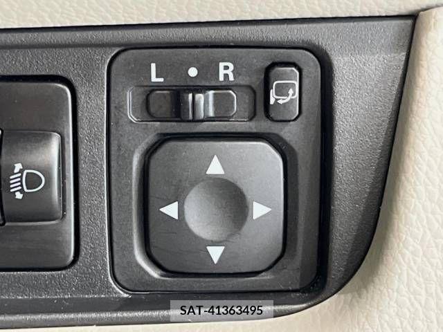 Nissan DAYZ 2014-10 323298-7