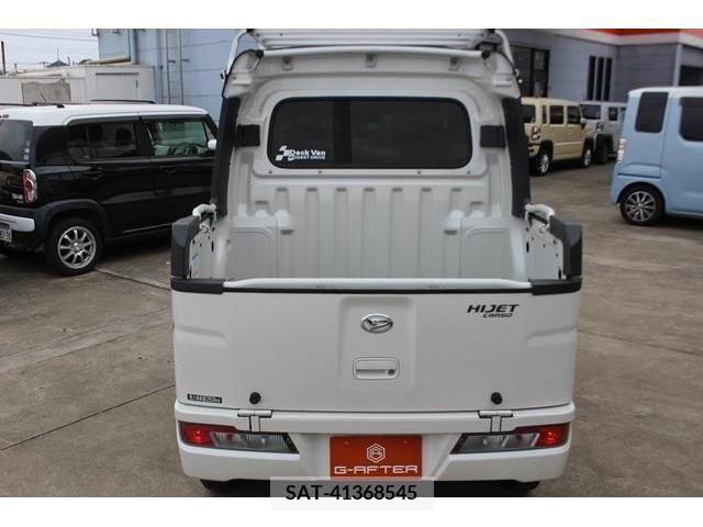 Daihatsu HIJET CARGO 2018-04 232037-8