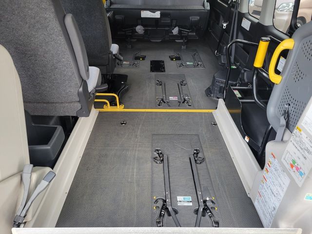 Toyota HIACE COMMUTER 2014-11 193758-9