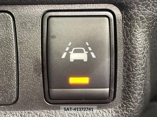 Nissan NOTE 2019-10 302451-4