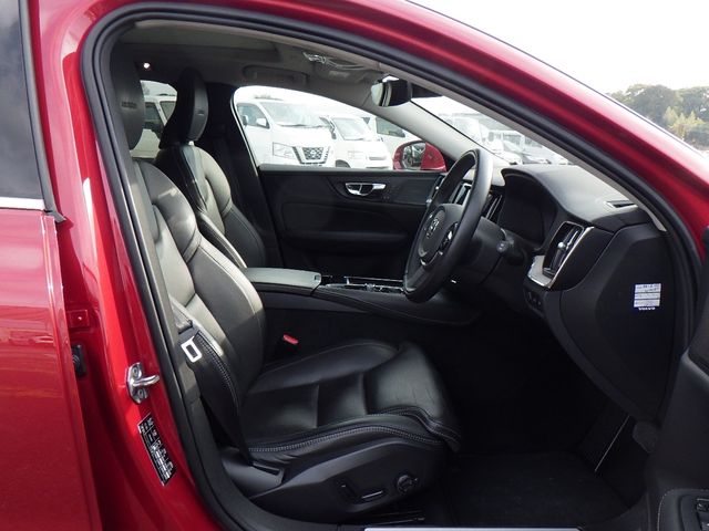 Volvo V60 2019-12 28170-7