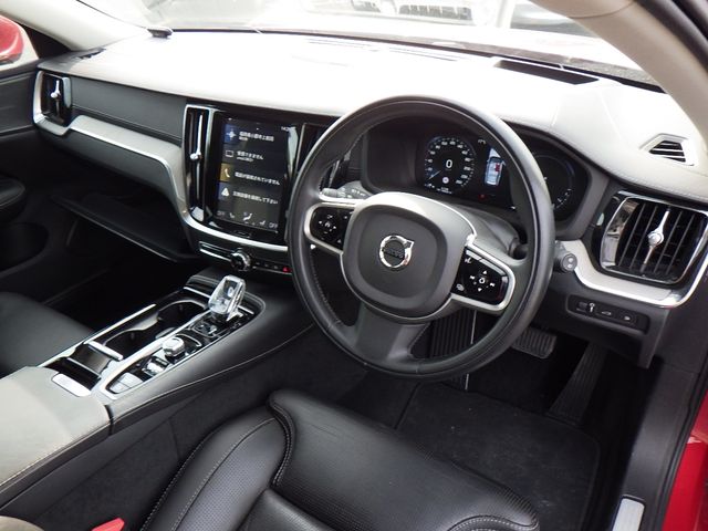 Volvo V60 2019-12 28170-1