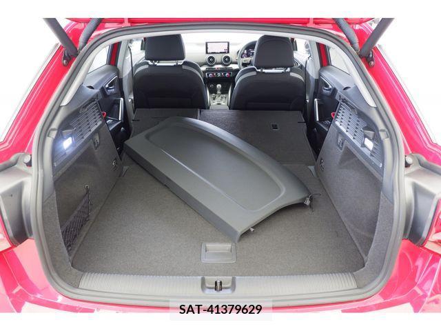 Audi Q2 2018-03 343275-21