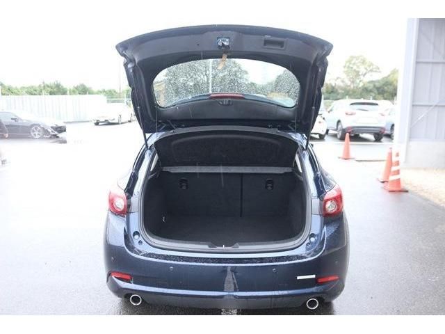 Mazda AXELA SPORT 2016-08 26567-11