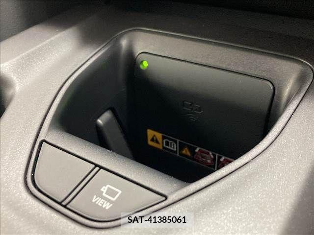 Toyota CROWN 2022-10 375541-9