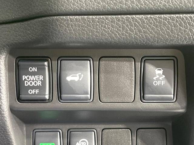 Nissan X-TRAIL 2018-06 20939-6