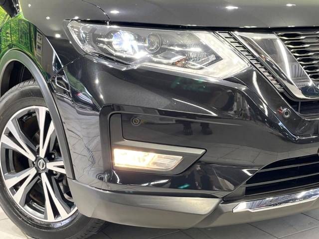 Nissan X-TRAIL 2018-06 20939-12