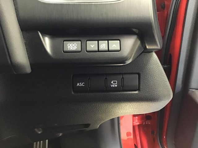 Lexus UX 2019-04 801-7
