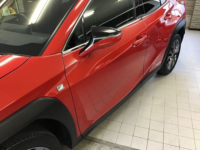 Lexus UX 2019-04 801-22