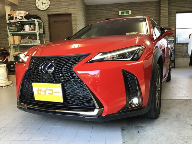 Lexus UX 2019-04 801-17