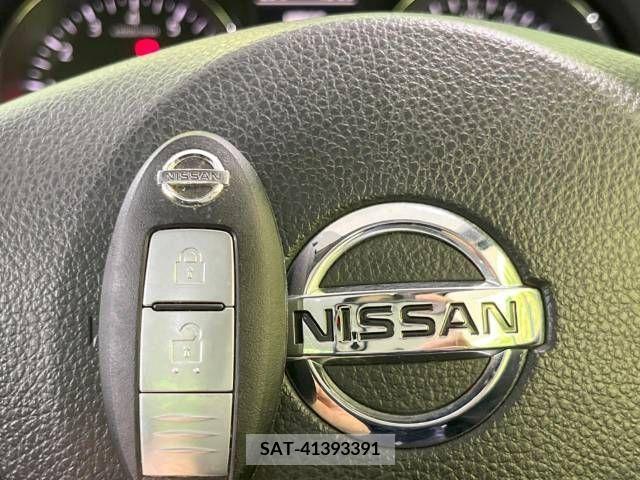 Nissan DUALIS 2012-03 386448-7