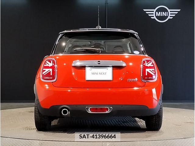 Bmw MINI 2019-07 319843-4