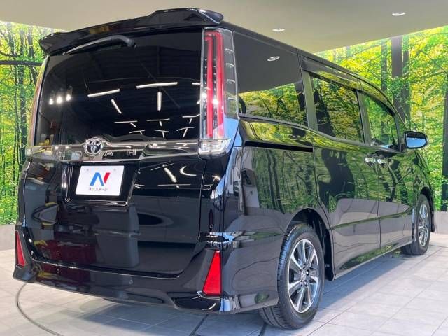 Toyota NOAH 2019-10 189543-18