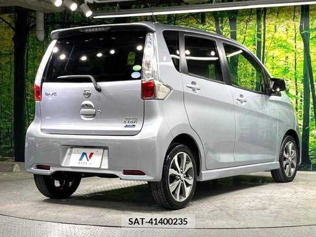 Nissan DAYZ 2015-06 323314-17