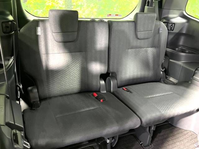 Toyota NOAH 2023-07 187150-9