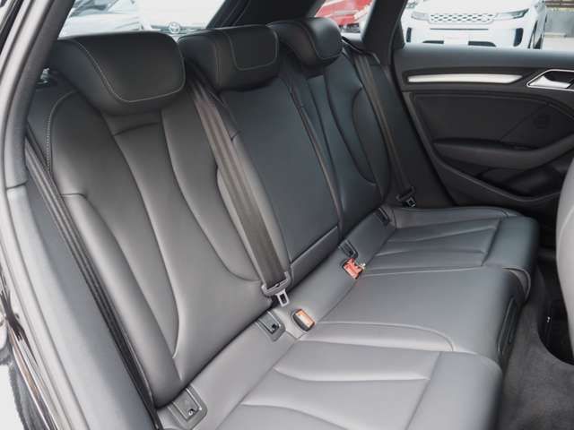 Audi S3 2019-01 17871-10