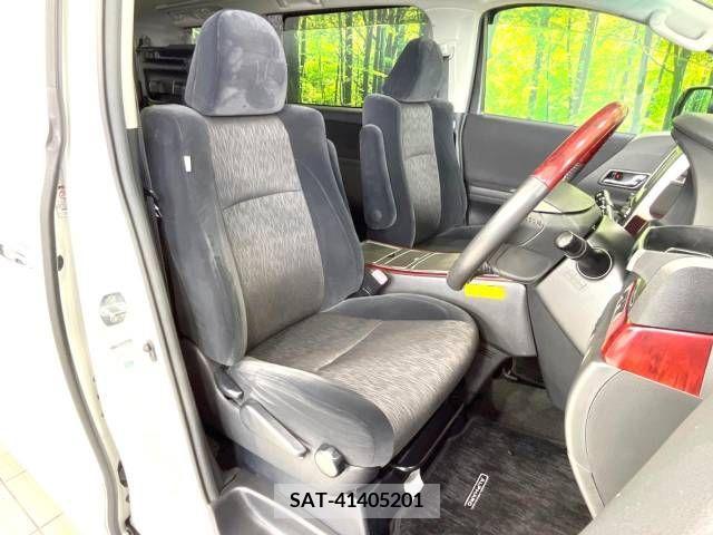 Toyota ALPHARD 2009-10 299820-8