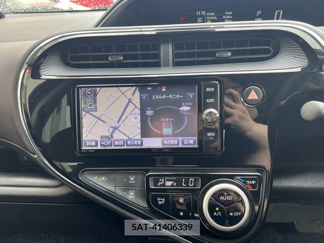 Toyota AQUA 2018-05 325944-4
