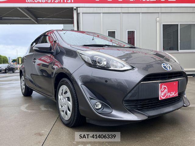 Toyota AQUA 2018-05 325944-19