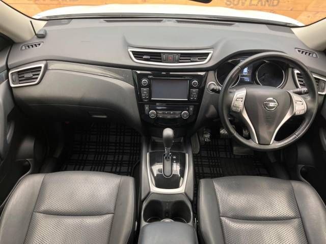 Nissan X-TRAIL 2015-12 21380-1