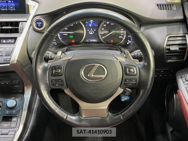 Lexus NX 2015-08 275695-11