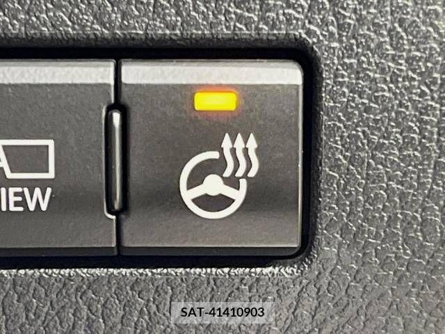 Lexus NX 2015-08 275695-6