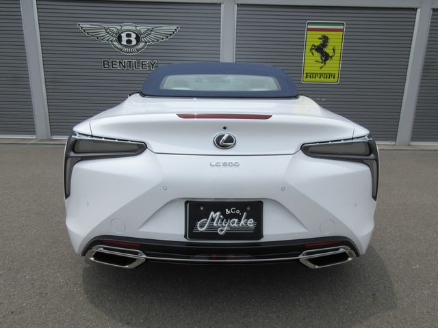 Lexus LC 2023-04 3370-11
