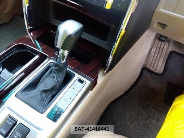Toyota MARK X 2011-11 352948-12