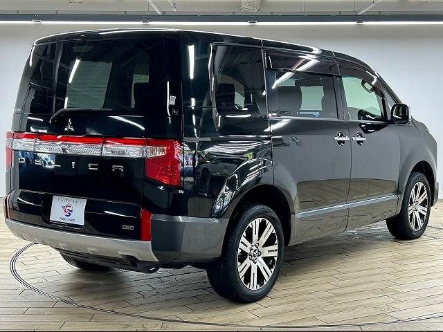 Mitsubishi DELICA D5 2019-03 180616-15