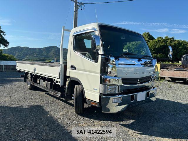 Mitsubishi CANTER 2017-03 302627-3