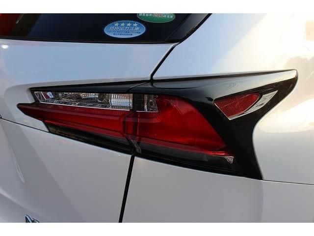 Lexus NX 2014-08 8290-11