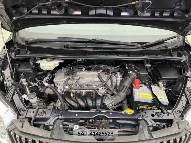 Toyota ESQUIRE 2015-04 268494-18