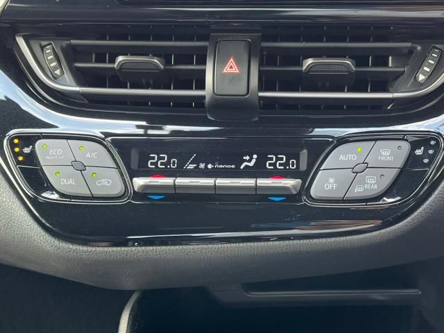 Toyota C-HR 2018-07 195573-11