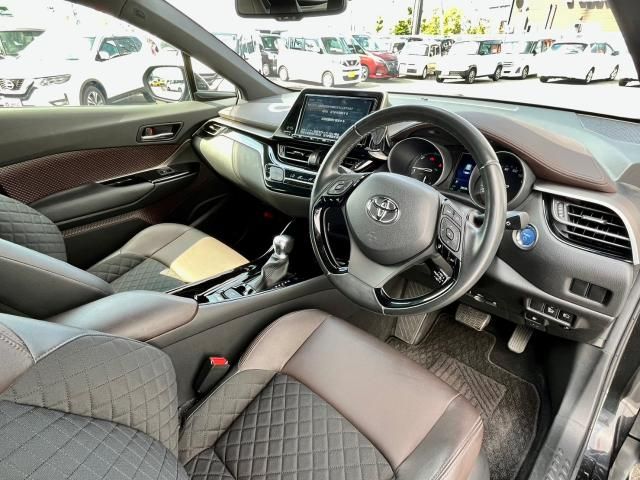 Toyota C-HR 2018-07 195573-19