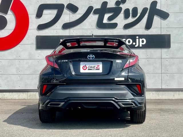 Toyota C-HR 2018-07 195573-2