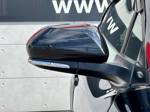 Toyota C-HR 2018-07 195573-6