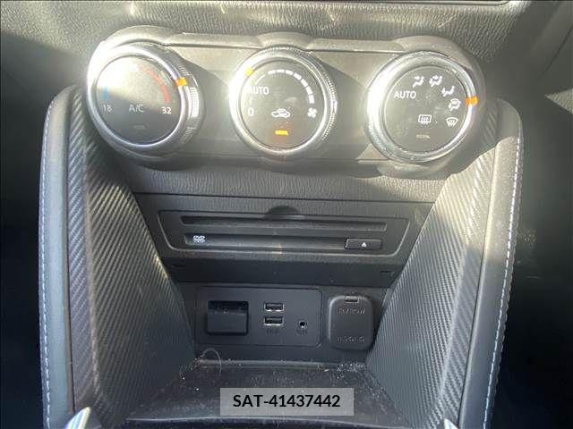 Mazda DEMIO 2019-05 204105-17