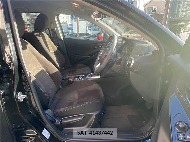 Mazda DEMIO 2019-05 204105-13