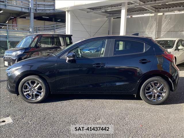 Mazda DEMIO 2019-05 204105-6